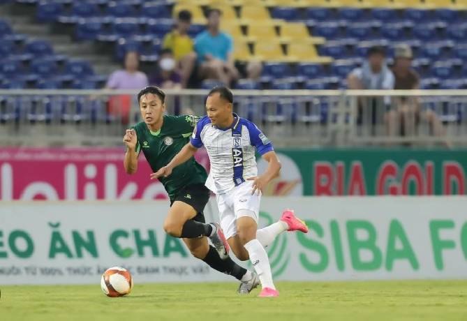 Nhận định, soi k&egrave;o SLNA với TP.HCM, 17h00 ng&agrave;y 13/5: Chủ nh&agrave; ch&igrave;m s&acirc;u