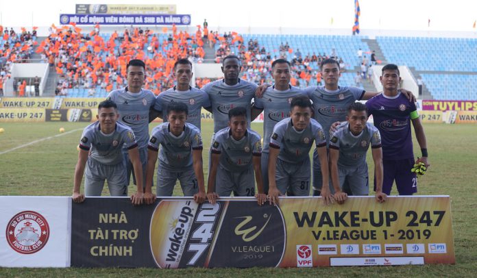 C&uacute; đ&uacute;p giải thưởng th&aacute;ng 5 V-League 2019 v&agrave;o tay đội b&oacute;ng kh&ocirc;ng tuyển thủ