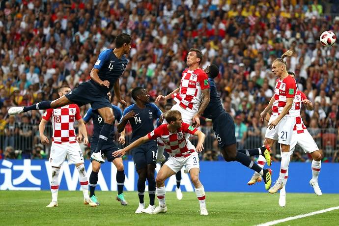 Soi k&egrave;o phạt g&oacute;c Ph&aacute;p vs Croatia, 1h45 ng&agrave;y 14/6