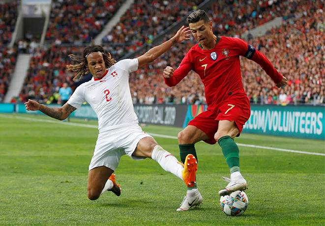 Soi k&egrave;o phạt g&oacute;c Thụy Sĩ vs Bồ Đ&agrave;o Nha, 1h45 ng&agrave;y 13/6