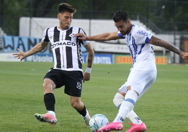 Nhận định, soi k&egrave;o Cerro Largo vs Montevideo Wanderers, 5h00 ng&agrave;y 13/6: Hướng về ng&ocirc;i đầu