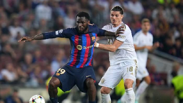 'Người thừa' của Barca mất ngủ v&igrave; sắp được kho&aacute;c &aacute;o Chelsea