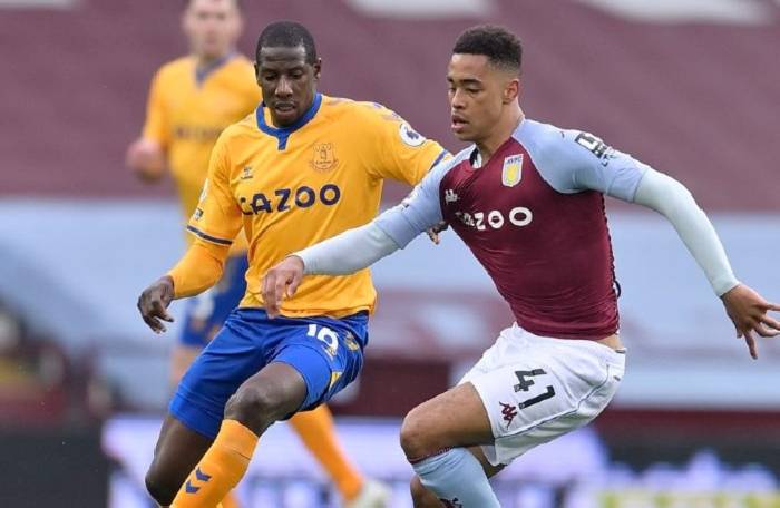 Soi k&egrave;o phạt g&oacute;c Aston Villa vs Everton, 18h30 ng&agrave;y 13/8