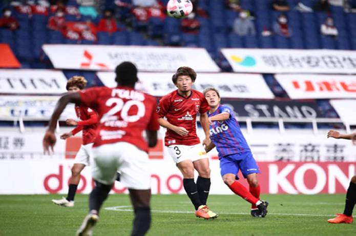 Soi k&egrave;o phạt g&oacute;c Iwata vs Urawa Reds, 16h30 ng&agrave;y 13/8