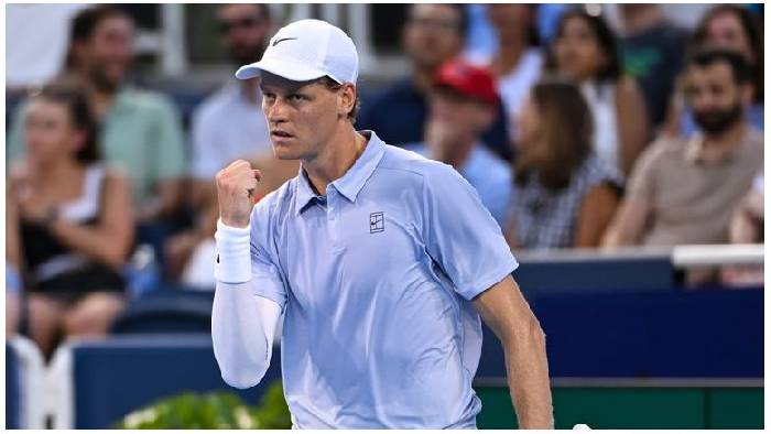 Trận đấu bị gi&aacute;n đoạn li&ecirc;n tục, Sinner vẫn gi&agrave;nh v&eacute; v&agrave;o v&ograve;ng 4 Cincinnati Masters