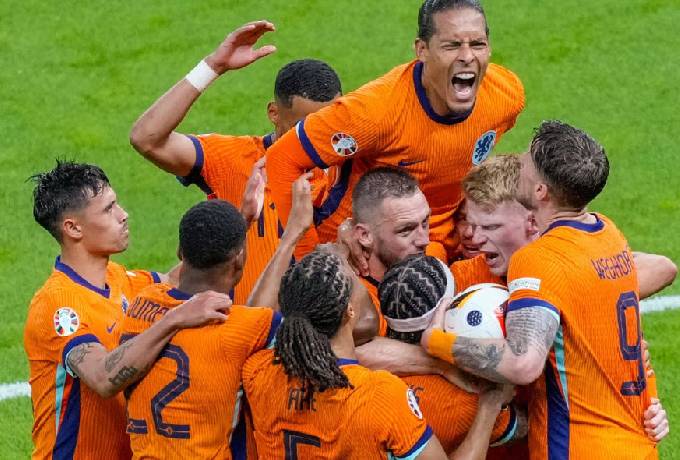 Si&ecirc;u m&aacute;y t&iacute;nh dự đo&aacute;n H&agrave; Lan vs Phần Lan, 23h00 ng&agrave;y 12/10