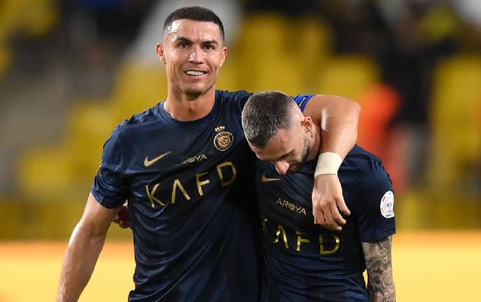 Ronaldo nổi giận với trọng t&agrave;i d&ugrave; Al Nassr thắng 3-1