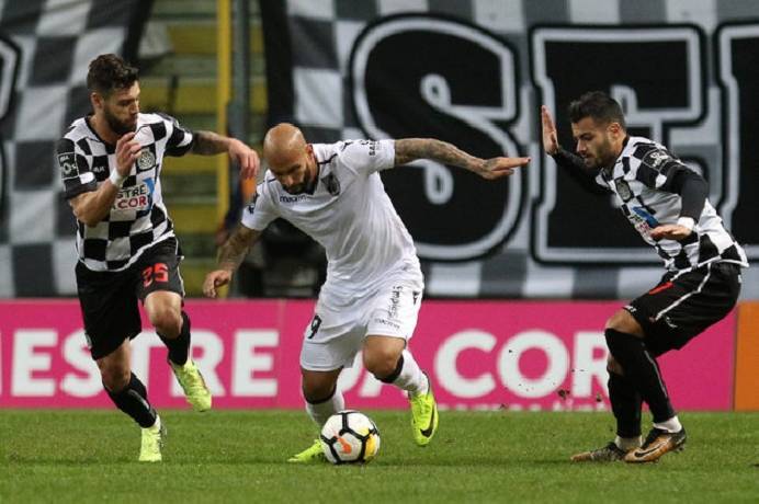 Soi k&egrave;o phạt g&oacute;c Boavista vs Guimaraes, 3h30 ng&agrave;y 13/12
