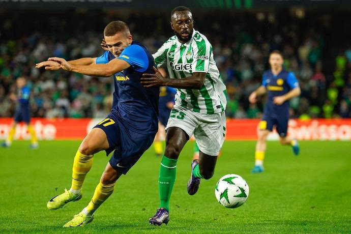 Nhận định, soi k&egrave;o Mlada Boleslav vs Jagiellonia, 3h00 ng&agrave;y 13/12: Cởi mở