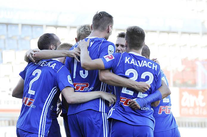 Nhận định, soi k&egrave;o Trencin vs Sigma Olomouc, 21h00 ng&agrave;y 14/01