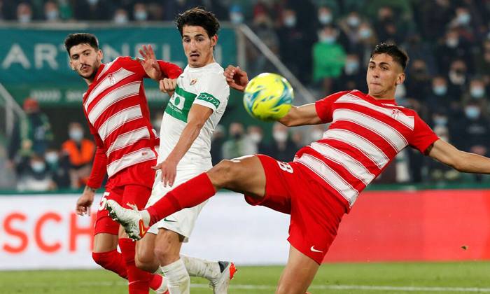 Ph&acirc;n t&iacute;ch k&egrave;o hiệp 1 Elche vs Villarreal, 20h ng&agrave;y 16/1