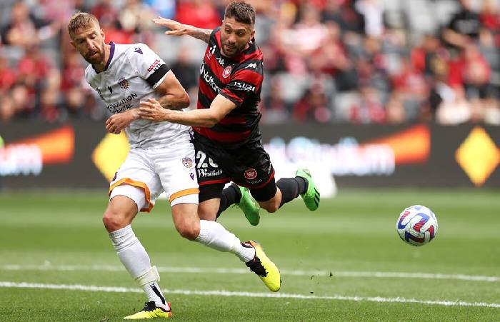 Ph&acirc;n t&iacute;ch k&egrave;o hiệp 1 Brisbane Roar vs Wellington Phoenix, 13h ng&agrave;y 14/1