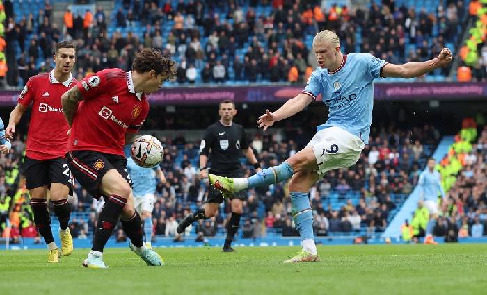 Ph&acirc;n t&iacute;ch k&egrave;o hiệp 1 MU vs Man City, 19h30 ng&agrave;y 14/1