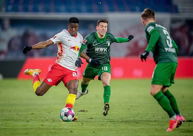 Kết quả b&oacute;ng đ&aacute; h&ocirc;m nay 13/2: H&ugrave;m x&aacute;m tiếp tục bị b&aacute;m đuổi