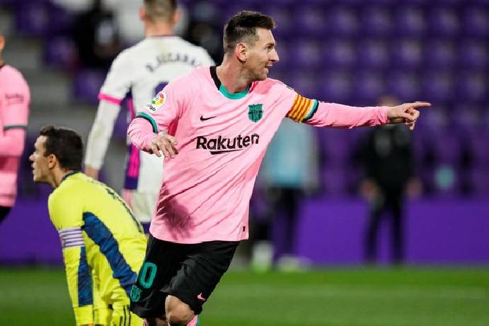 Messi đấu gi&aacute; đ&ocirc;i gi&agrave;y kỷ lục để g&acirc;y quỹ từ thiện cho trẻ em