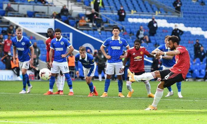 Soi k&egrave;o phạt g&oacute;c MU vs Brighton, 3h15 ng&agrave;y 16/2