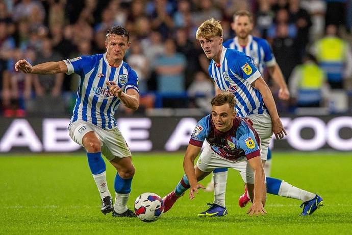 Nhận định, soi k&egrave;o Huddersfield vs Sunderland, 02h45 ng&agrave;y 15/2: Thuần phục M&egrave;o đen