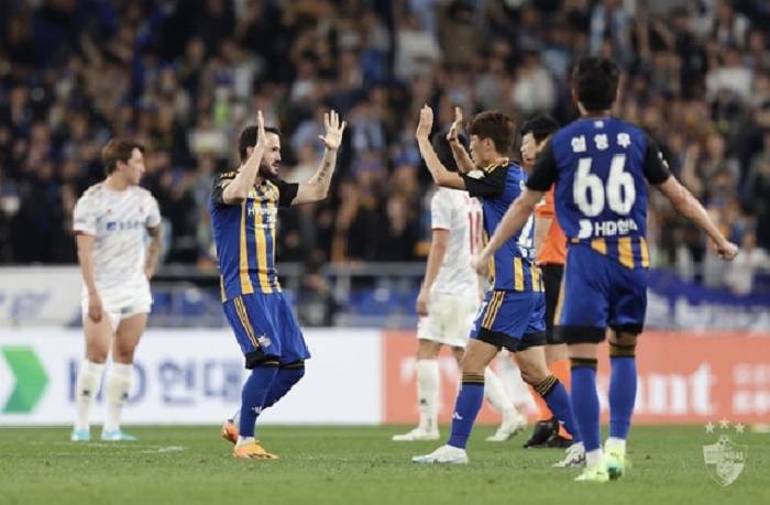 Soi k&egrave;o phạt g&oacute;c Ulsan HD FC với Ventforet Kofu, 17h00 ng&agrave;y 15/2