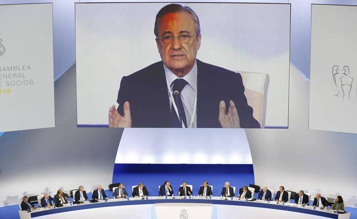 Florentino Perez tiếp tục l&agrave;m &lsquo;&ocirc;ng tr&ugrave;m&rsquo; của Real Madrid tới năm 2025