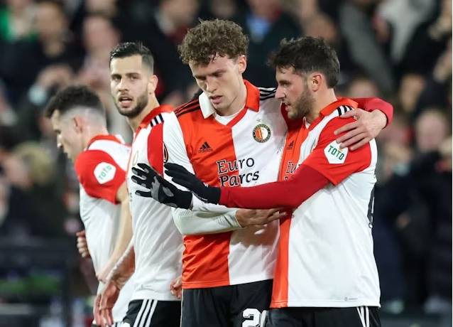 Đội h&igrave;nh ra s&acirc;n ch&iacute;nh thức Feyenoord vs Roma, 23h45 ng&agrave;y 13/4