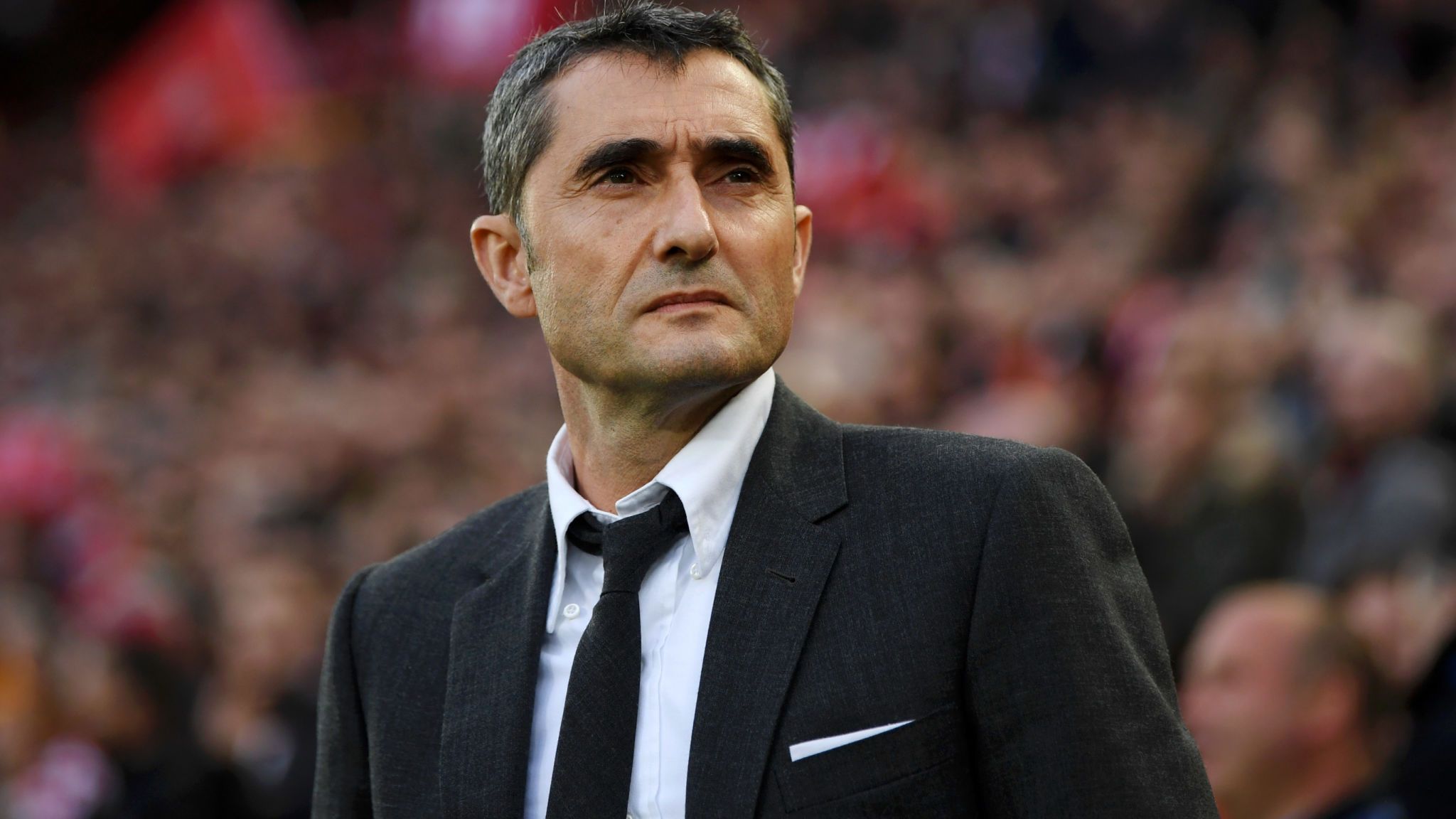 Valverde kh&ocirc;ng từ chức ở Barca
