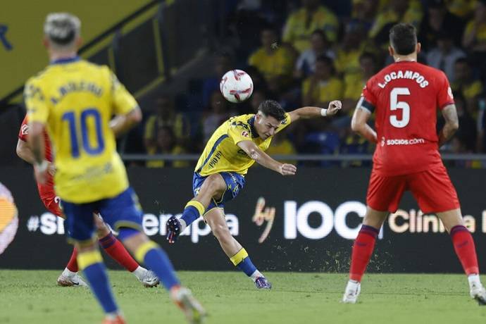 Soi k&egrave;o phạt g&oacute;c Sevilla vs Las Palmas, 2h30 ng&agrave;y 14/5