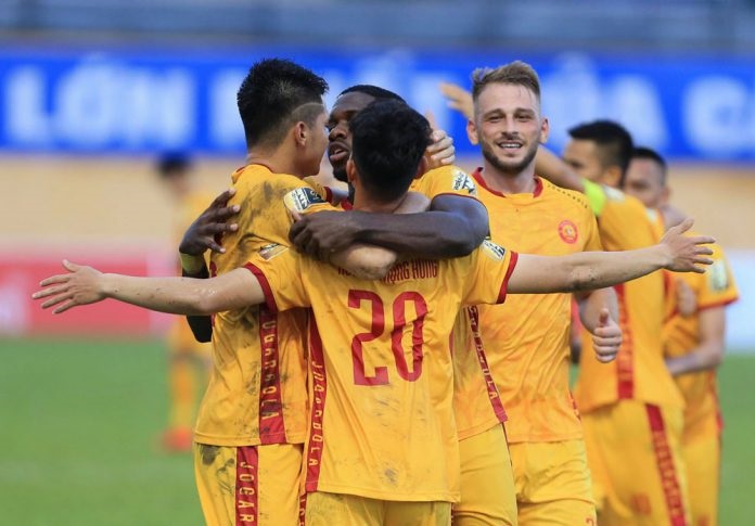 TP.HCM vs Thanh H&oacute;a (17h 15/6): Th&aacute;ch thức lớn cho chủ nh&agrave;