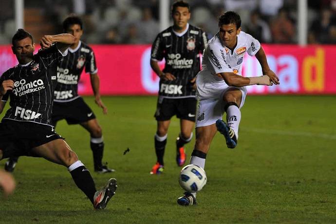 Nhận định, soi k&egrave;o Santos vs Corinthians, 7h30 ng&agrave;y 14/7
