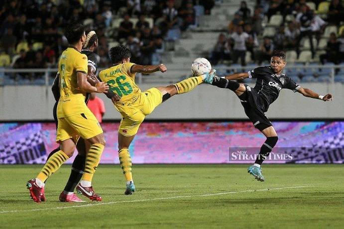 Soi k&egrave;o t&agrave;i xỉu Terengganu vs Kedah h&ocirc;m nay 20h00 ng&agrave;y 15/7
