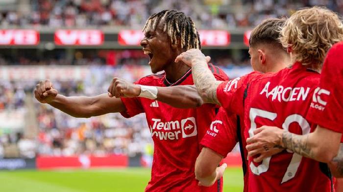 Chốt hạ lần cuối, Romano tiết lộ điểm n&oacute;ng vụ 't&acirc;n binh triệu đ&ocirc;' sắp đến M.U