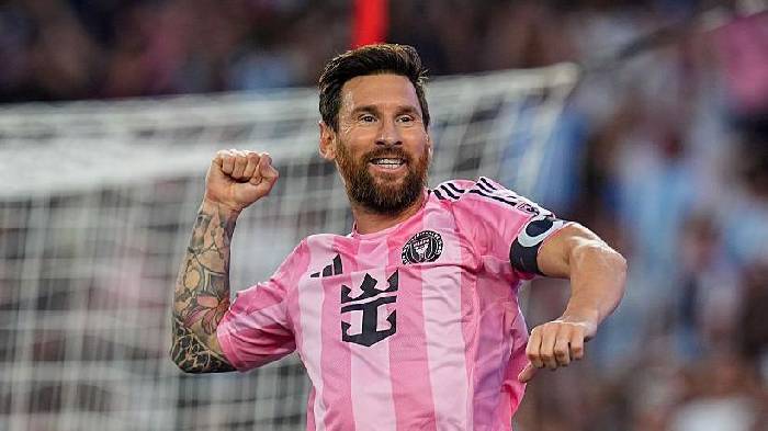 Messi s&uacute;t phạt si&ecirc;u đỉnh, nối d&agrave;i kỷ lục kh&ocirc;ng tưởng