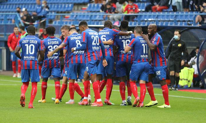 Soi k&egrave;o b&oacute;ng đ&aacute; Hạng 2 Ph&aacute;p h&ocirc;m nay 14/8: Ajaccio vs Caen