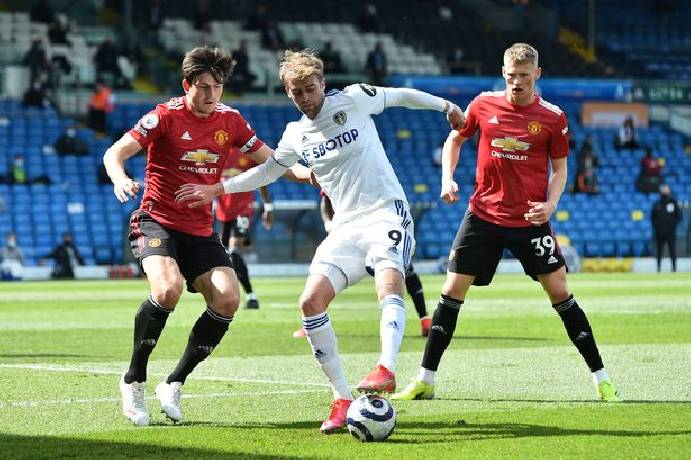 Soi k&egrave;o phạt g&oacute;c MU vs Leeds, 18h30 ng&agrave;y 14/8
