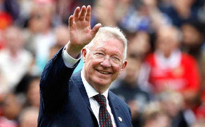 Huyền thoại Barca: 'T&ocirc;i được như ng&agrave;y h&ocirc;m nay đều l&agrave; nhờ Sir Alex'