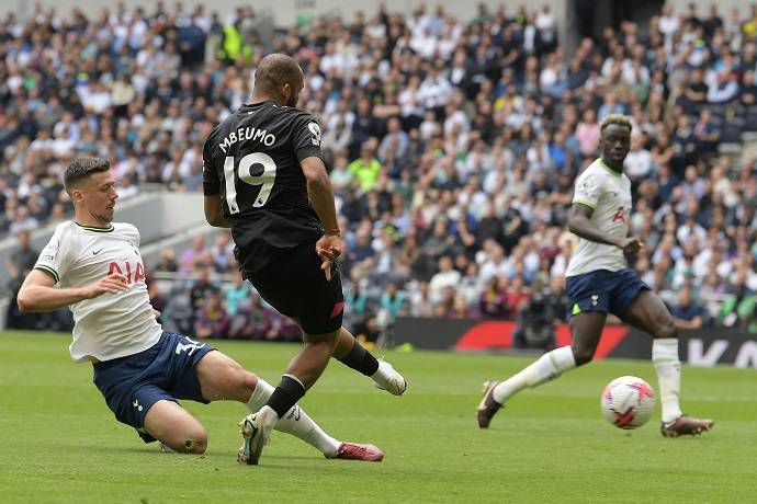 Ph&acirc;n t&iacute;ch k&egrave;o hiệp 1 Brentford vs Tottenham, 20h00 ng&agrave;y 13/8