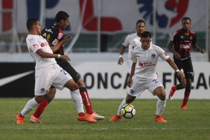 Nhận định, soi k&egrave;o CSD Comunicaciones vs Marathon, 9h00 ng&agrave;y 15/8: 3 điểm ở lại