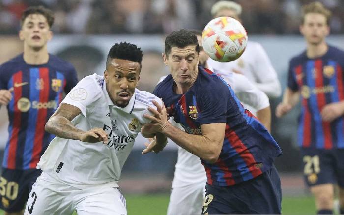 Barca đ&oacute;n ng&ocirc;i sao kh&ocirc;ng 'đội trời chung' với Real Madrid