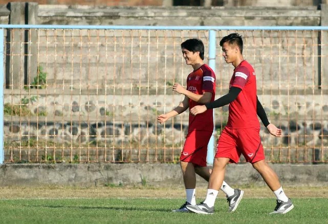 Tin b&oacute;ng đ&aacute; đội tuyển Việt Nam h&ocirc;m nay 13/10: Tuấn Anh bỏ ngỏ khả năng ra s&acirc;n