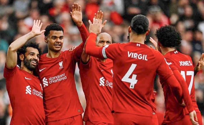 'T&ocirc;i đang ở Liverpool, n&ecirc;n chẳng c&oacute; l&yacute; do g&igrave; để tới PSG cả'