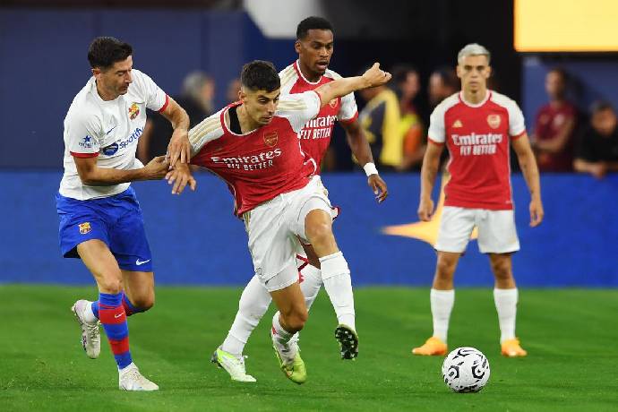 Barca đưa 'm&aacute;y chuyền' chuẩn 93,8% của Arsenal về Camp Nou