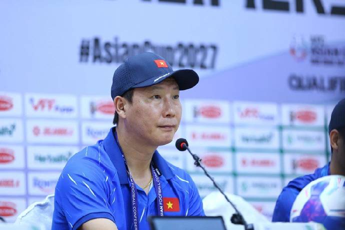 HLV Kim Sang Sik muốn thắng đậm Nepal