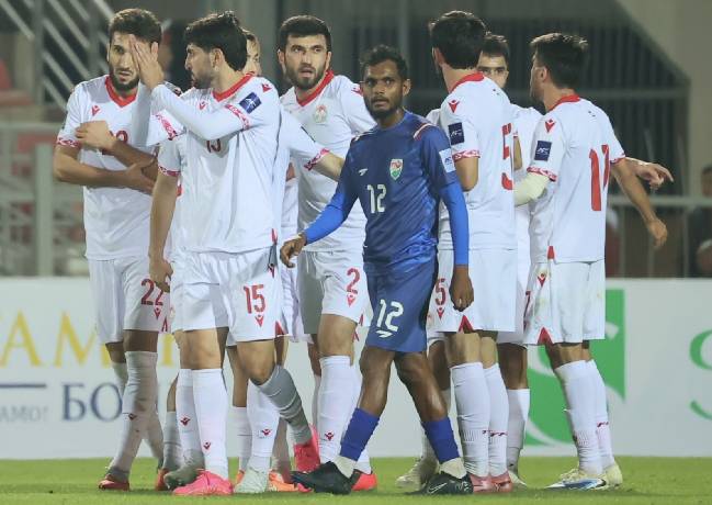 Nhận định, soi k&egrave;o Maldives vs Tajikistan, 17h30 ng&agrave;y 14/10: Kỳ đ&agrave; cản mũi