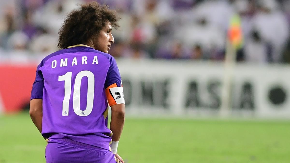 Việt Nam vs UAE: Qu&aacute; khứ kh&ocirc;ng quốc tịch Omar Abdulrahman, ch&agrave;ng Messi ch&acirc;u &Aacute;