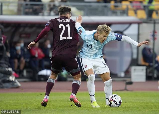 Soi k&egrave;o phạt g&oacute;c Na Uy vs Latvia, 0h00 ng&agrave;y 14/11