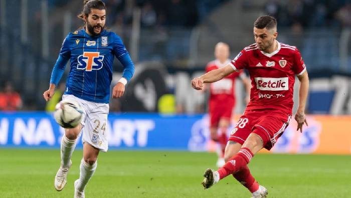 Nhận định, soi k&egrave;o Radomiak Radom vs Piast Gliwice, 2h30 ng&agrave;y 15/12