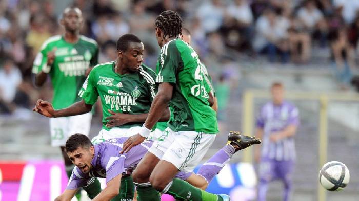 Soi k&egrave;o phạt g&oacute;c Toulouse vs Saint-Etienne, 02h45 ng&agrave;y 14/12