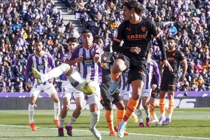 Soi k&egrave;o phạt g&oacute;c Valladolid vs Valencia, 3h00 ng&agrave;y 14/12