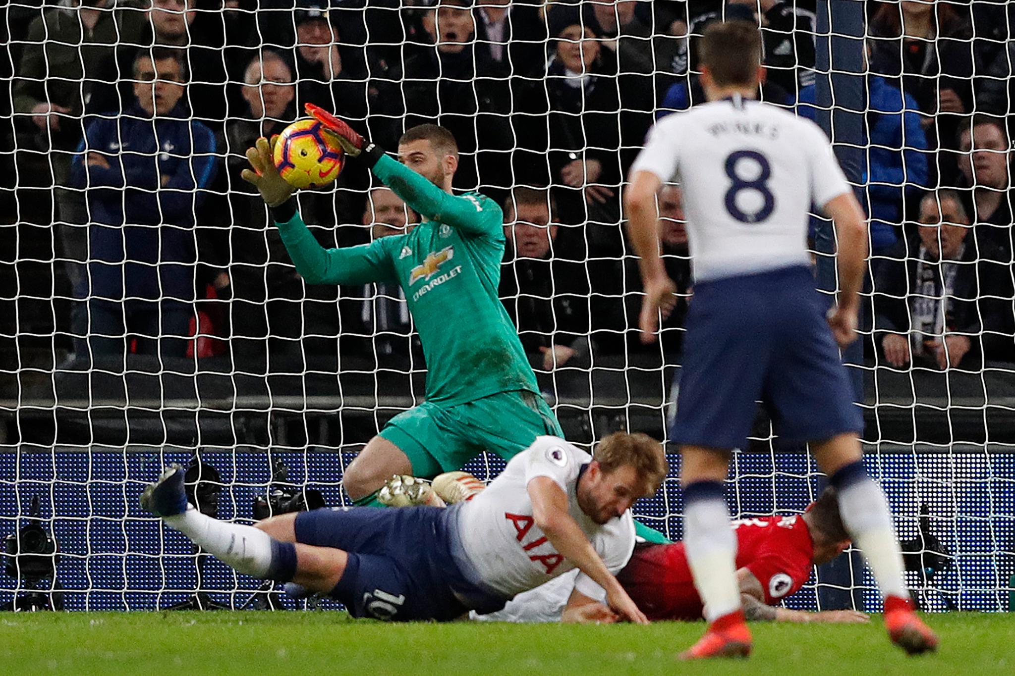 Video De Gea v&agrave; 11 pha cứu thua kh&ocirc;ng tưởng trận Tottenham vs MU