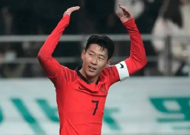 Soi k&egrave;o phạt g&oacute;c H&agrave;n Quốc vs Bahrain, 18h30 ng&agrave;y 15/1