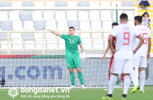 MuangThong đ&atilde; c&oacute; thể sở hữu Văn L&acirc;m với gi&aacute; bằng 1/3